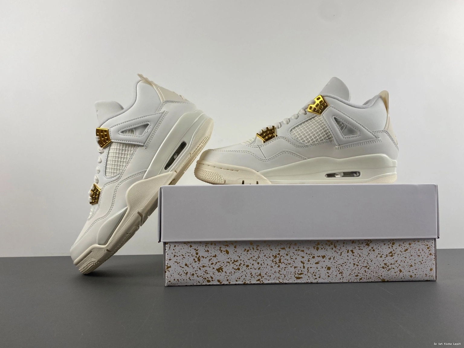 Air 4 Sail AQ9129-170 Jordan 1124